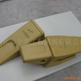 供應(yīng)現(xiàn)代系列挖掘機(jī)配件齒座斗齒(圖)