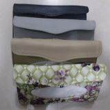 廠家供應(yīng) 創(chuàng)意 車用掛式紙巾抽 汽車紙巾盒套 車載遮陽板紙巾盒