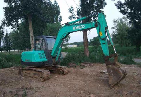 南明神鋼挖掘機維修解決