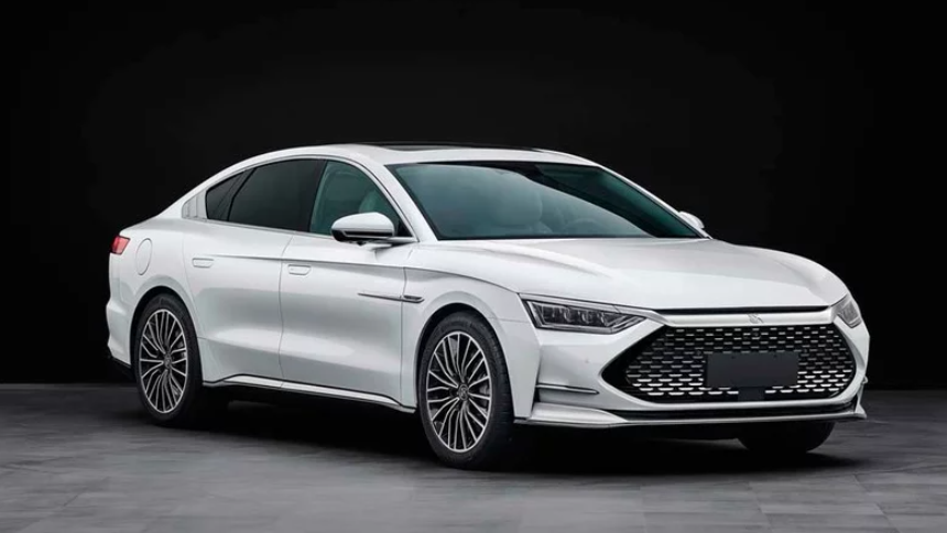 六大自主品牌旗艦家轎大PK，誰(shuí)才是國(guó)產(chǎn)家轎的引領(lǐng)者？