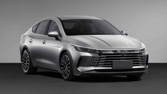 六大自主品牌旗艦家轎大PK，誰(shuí)才是國(guó)產(chǎn)家轎的引領(lǐng)者？