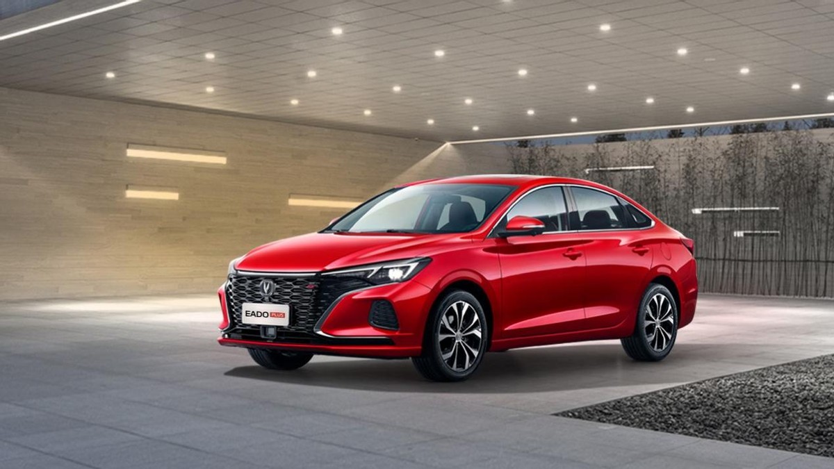 六大自主品牌旗艦家轎大PK，誰(shuí)才是國(guó)產(chǎn)家轎的引領(lǐng)者？