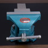 【廠家直銷】高精密重型桌鉗帶砧臺(tái) 多規(guī)格鑄鐵工作臺(tái)鉗 臺(tái)虎鉗