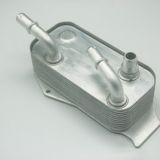 發(fā)動(dòng)機(jī)機(jī)油散熱器冷卻器油冷器17217551647