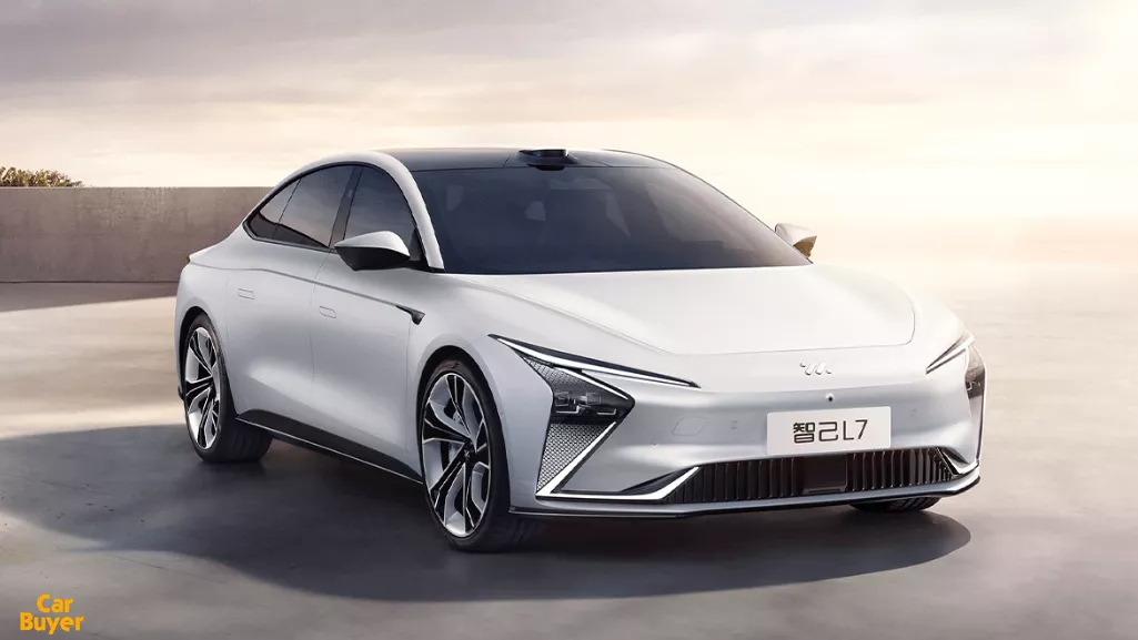 糾結(jié)與執(zhí)著的上汽R品牌，獨(dú)立為飛凡汽車就能圓高端夢(mèng)？