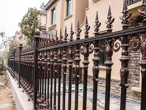 德陽鋁合金防護(hù)欄