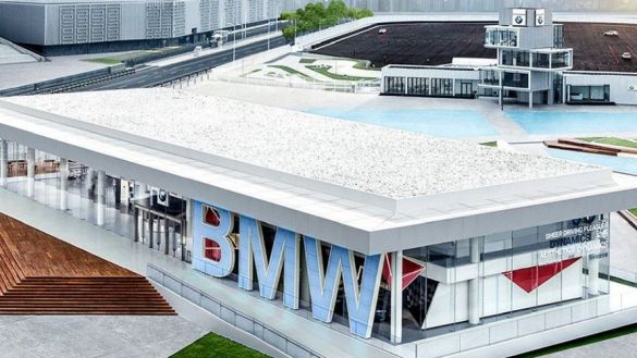 寶馬、捷豹路虎和阿斯頓&middot;馬丁暫停向俄羅斯出口汽車