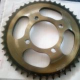 廠家供應(yīng)摩托車鏈輪 428摩托車鏈輪 摩托車套鏈 45#摩托車鏈