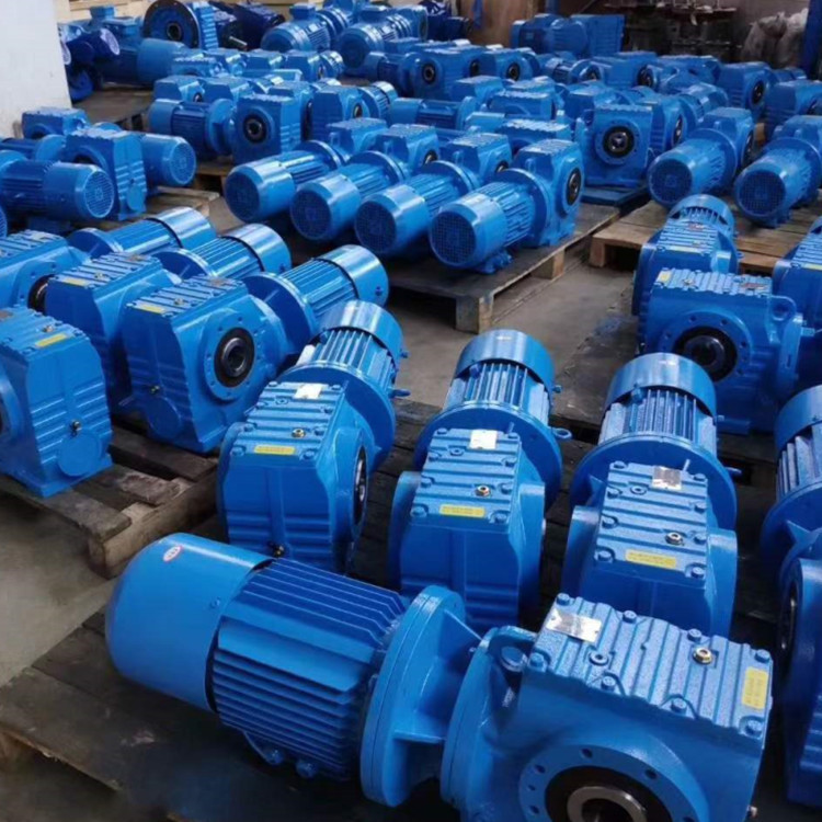 FA67-Y4KW-22.5-M1齒輪減速機 R07DT56L4傘齒減速機