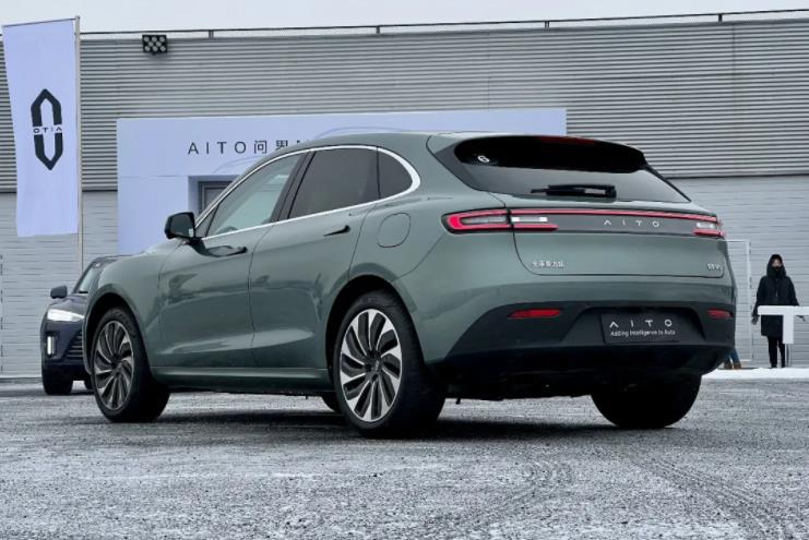 問界M5成功之后，華為終于有底氣說：華為不造車！