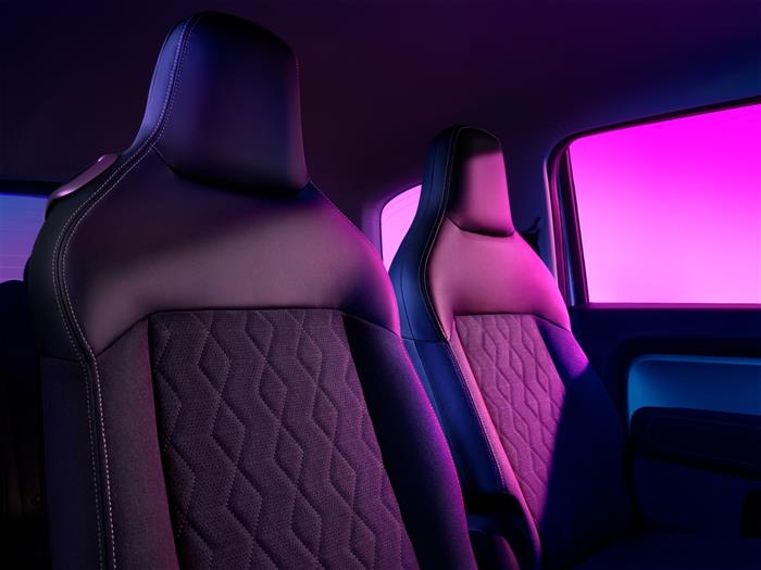 新款KiWi EV內(nèi)飾官圖 搭載雙10.25英寸聯(lián)屏