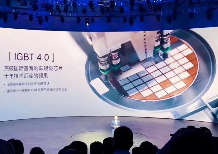 中國新能源汽車，占全球70%+，但汽車芯片自給率僅5%