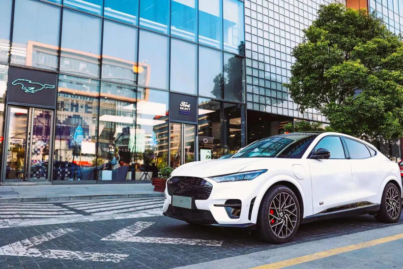 福特汽車發(fā)布三季度報(bào)：L4盈利尚遠(yuǎn)，轉(zhuǎn)向L2+