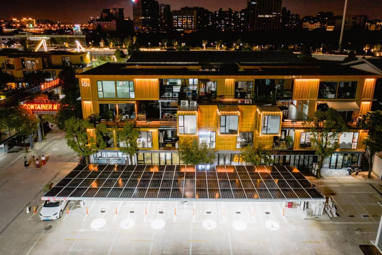 特斯拉在滬建有142家超充站，共計1230根超充樁