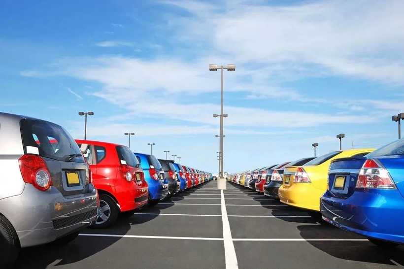 疫情下車市遭遇銷量寒冬 經(jīng)銷商4S店迎來生存挑戰(zhàn) 未來該何去何從？