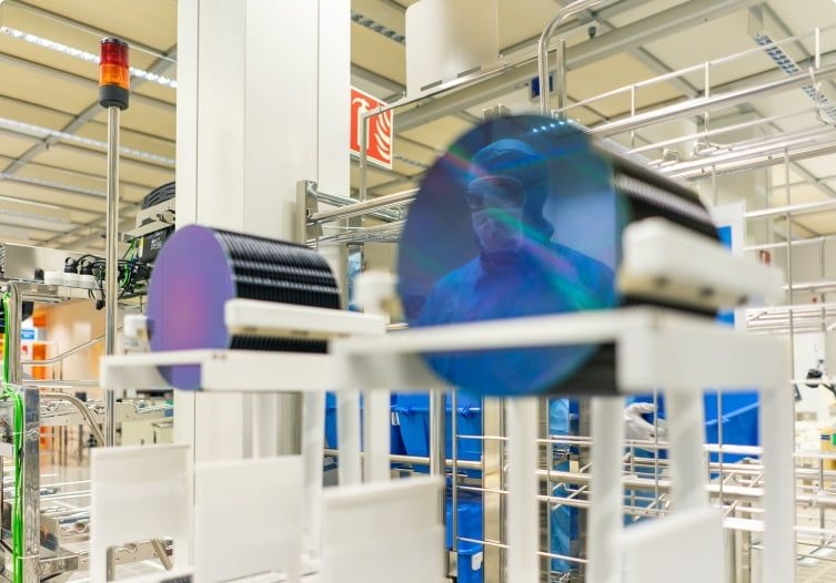 意法半導(dǎo)體公布2022年第四季度財報：汽車業(yè)務(wù)凈營收大漲