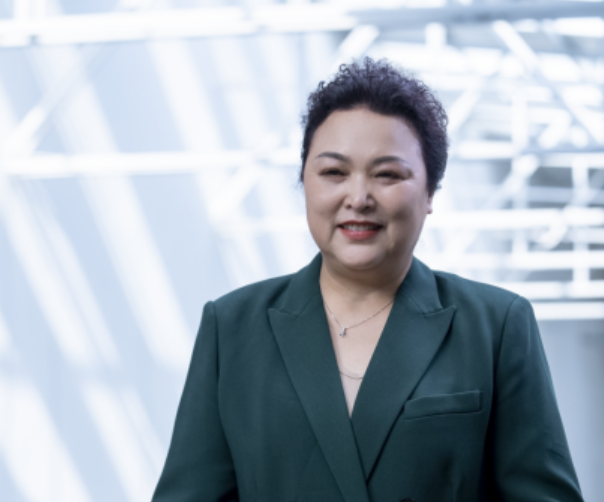 易寒+王鳳英，小鵬汽車能否迎來第二春？