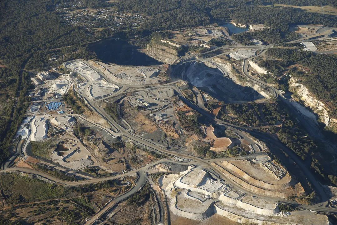 2022年凈利預(yù)計最高同比增速近4000%，鋰礦企業(yè)動力電池&ldquo;C位&rdquo;能站多久？