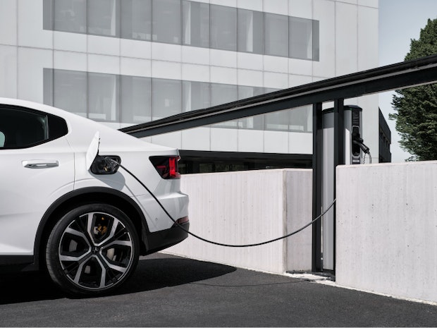 極星與Rivian稱電動汽車不足以實現(xiàn)氣候目標